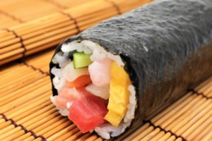 【2021】イトーヨーカドーの恵方巻の値段は?内容量とカロリーを調査!